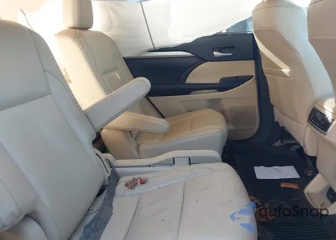 2017 Toyota Highlander Xle from USA, damaged, VIN 5TDJZRFH9HS517253